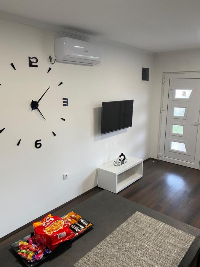 Apartmani Mira Палич Экстерьер фото